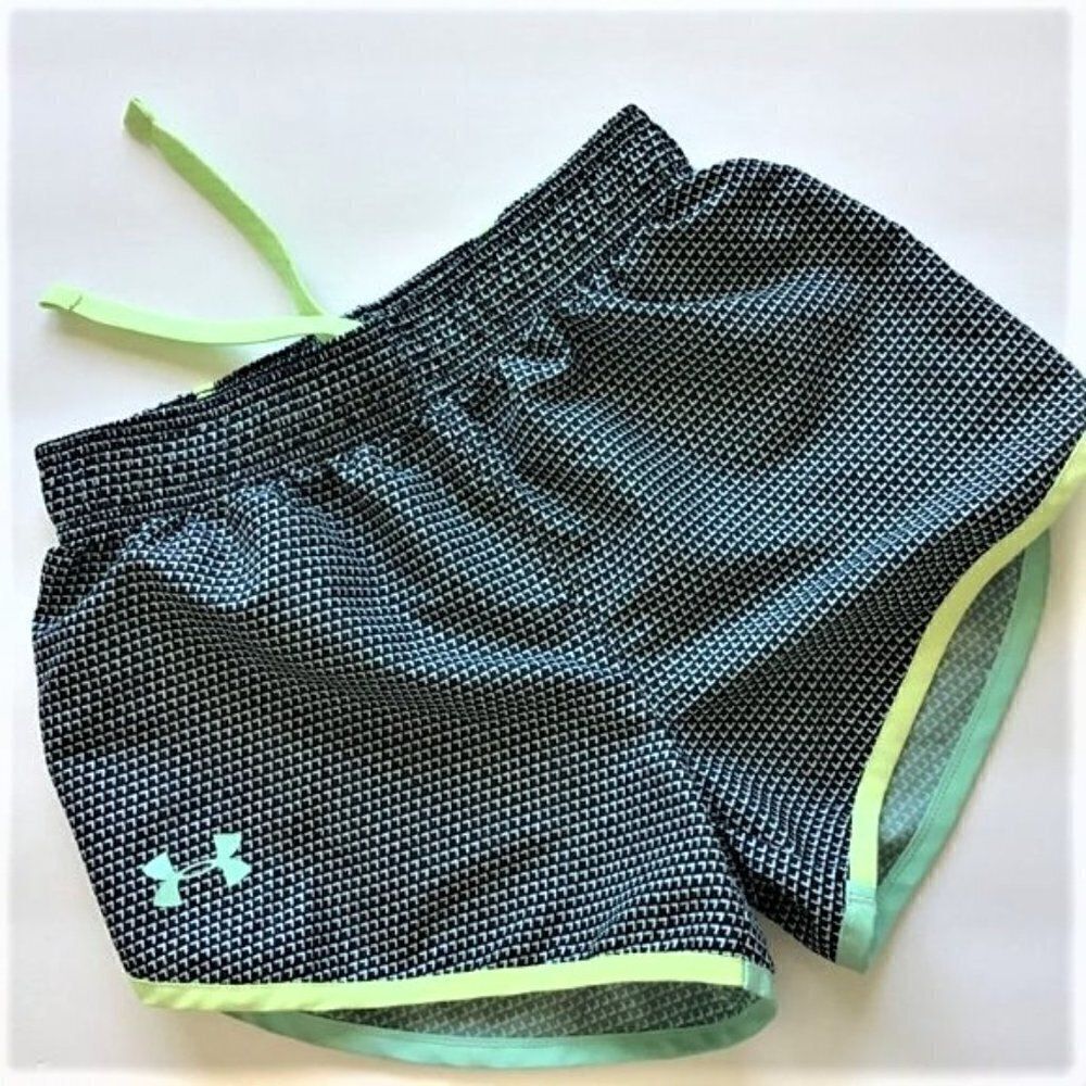 Under Armour Heat Gear Green Shorts Like New